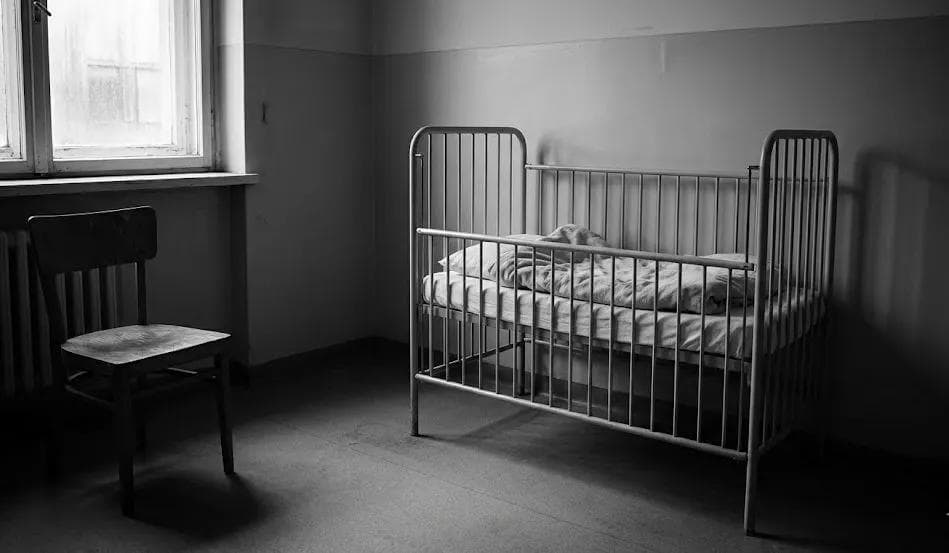 «Mi hija merecía vivir»: La Violencia Obstétrica, una Deuda Silenciosa que Cobra Vidas en Costa Rica